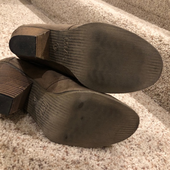 MIA Shawna Lace Up Bootie - Picture 7 of 7